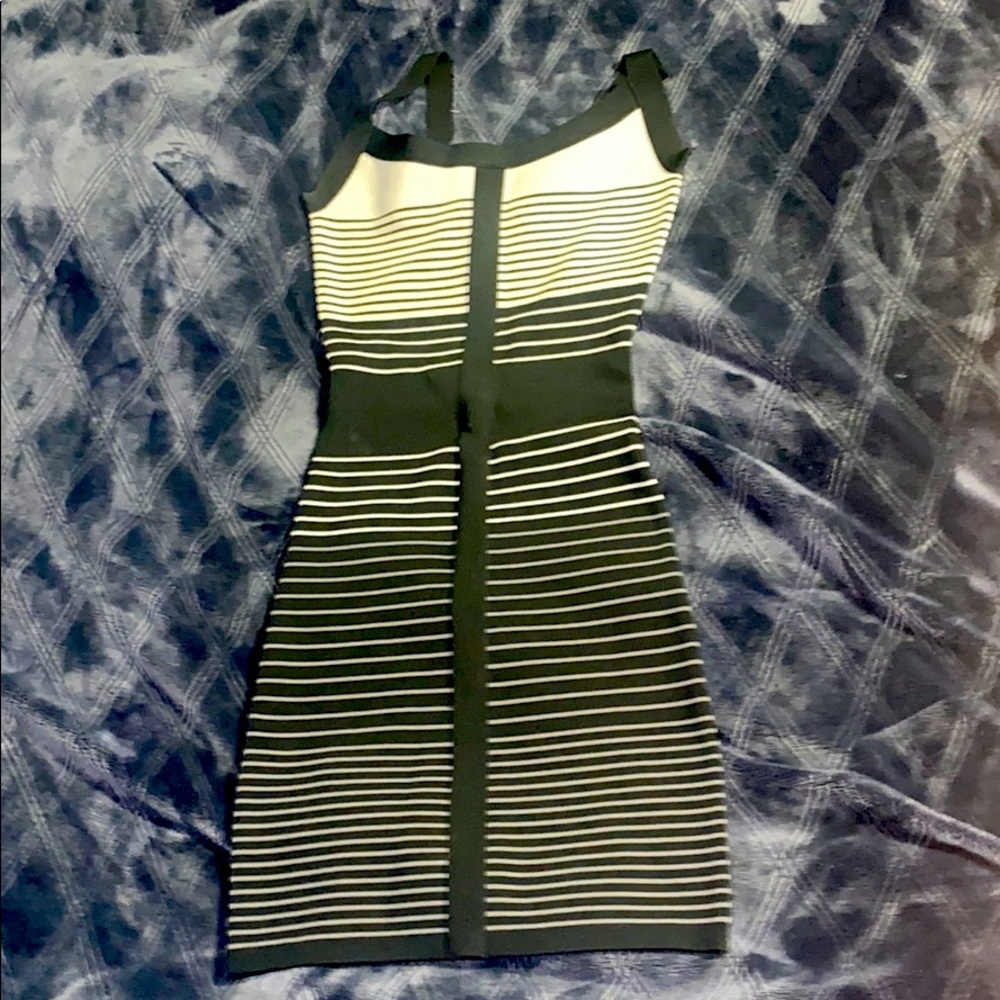 BCBG STRIPE DRESS